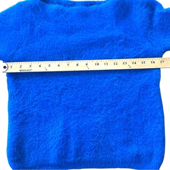 Via Veneto Prato Italia cobalt blue Fuzzy stretchy sweater size fits S/M NWOT - Picture 5 of 7